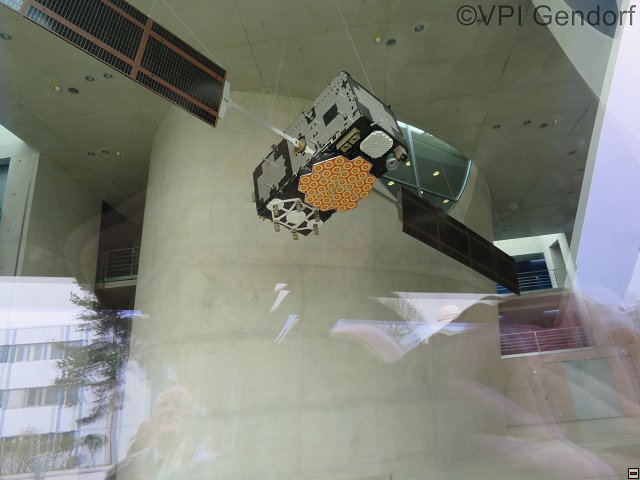 dlr-11-09-47-.jpg