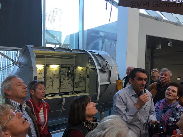 dlr-11-37-28-.jpg