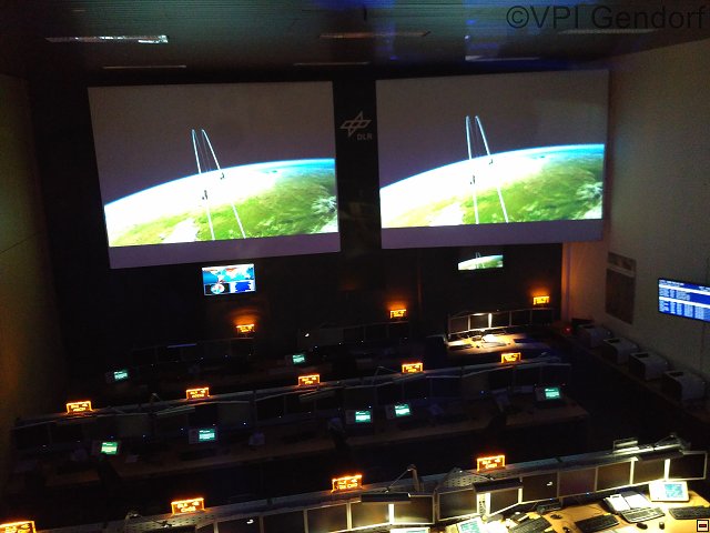 dlr-11-43-28-.jpg